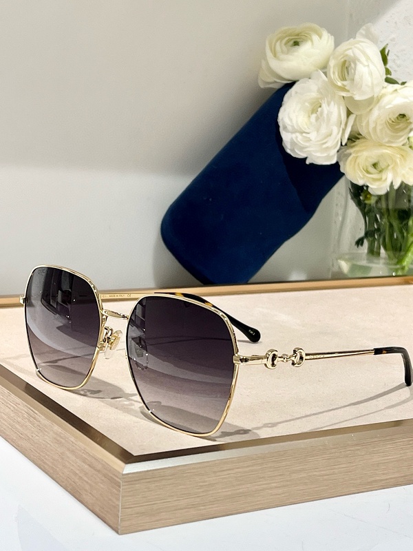 Gucci Sunglasses 13